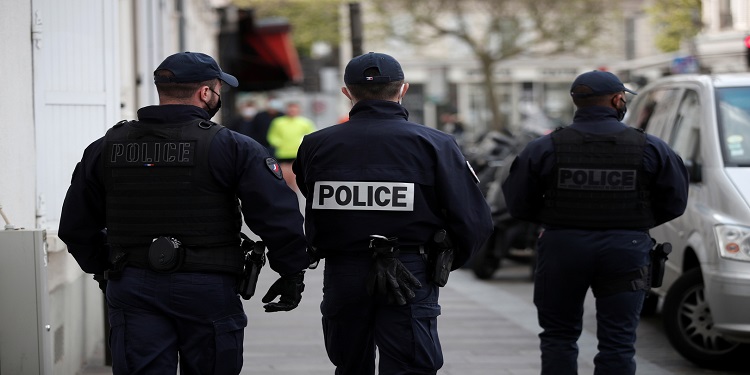 عناصر شرطة فرنسية