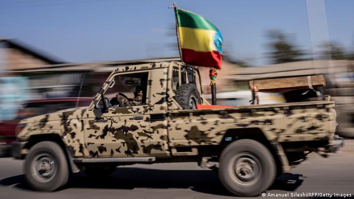 في ديسمبر/كانون الأول الماضي، اتهمت جبهة تحرير شعب تيجراي إيران وتركيا والإمارات بتزويد الحكومة الإثيوبية بالسلاح.