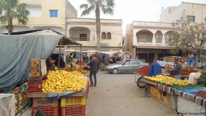 أزمة اقتصادية خانقة في تونس