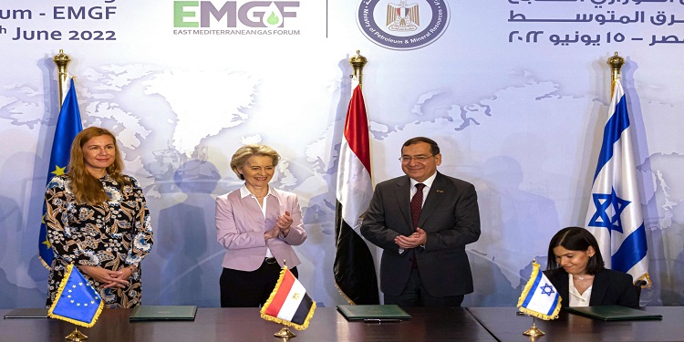 اتفاق مصري إسرائيلي لنقل الغاز إلى أوروبا