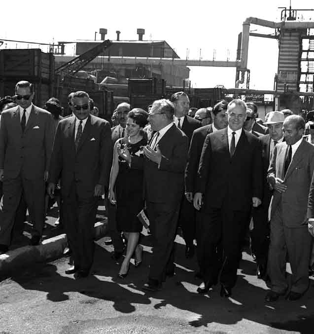 افتتاح شركة النصر للكوك في 1964